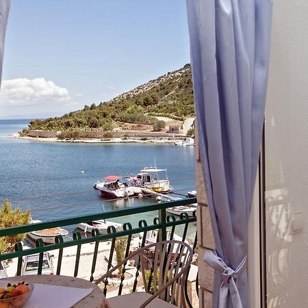 Villa Stana Vinišće Exterior foto