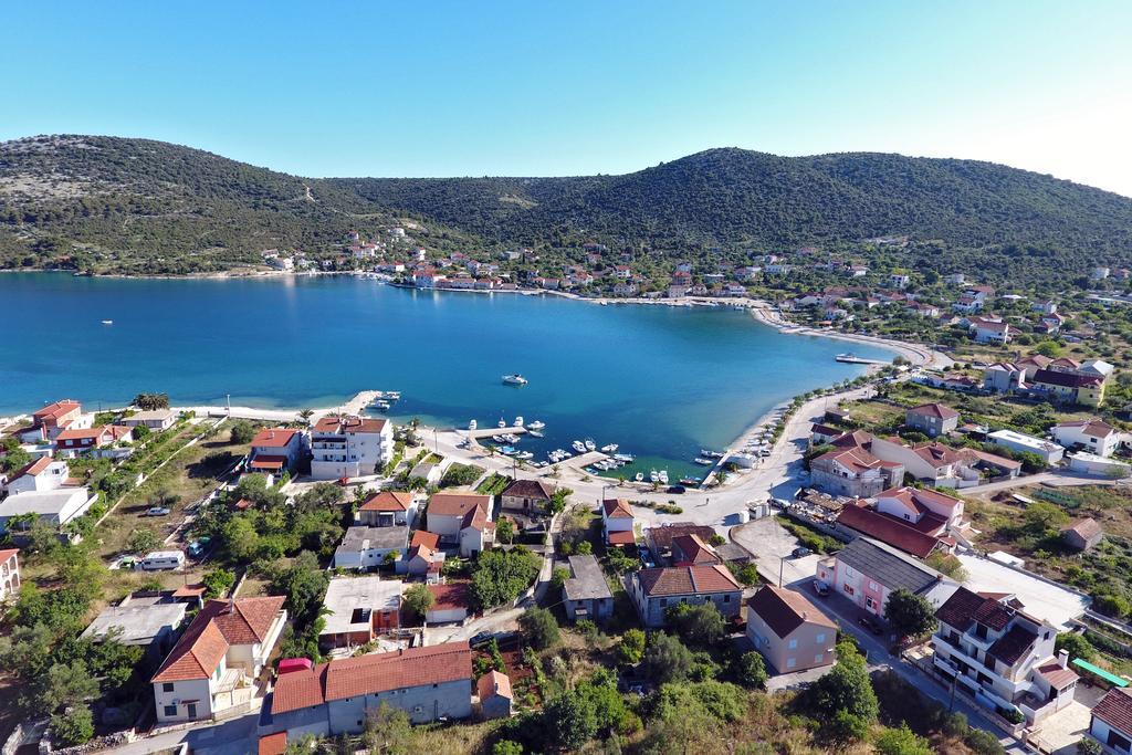Villa Stana Vinišće Exterior foto