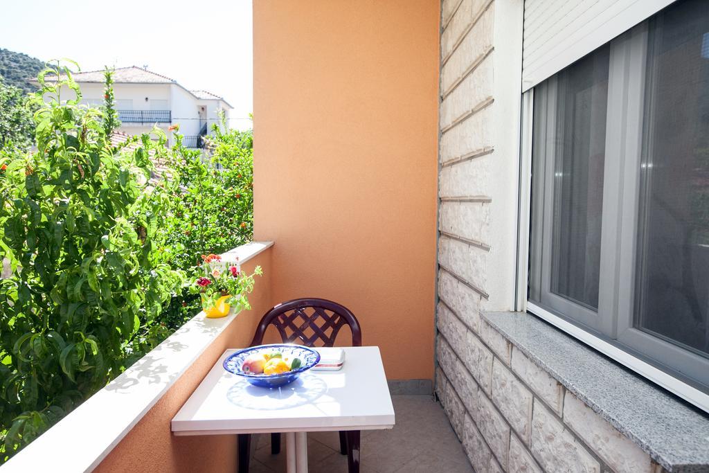 Villa Stana Vinišće Exterior foto