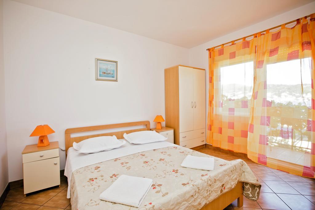 Villa Stana Vinišće Exterior foto