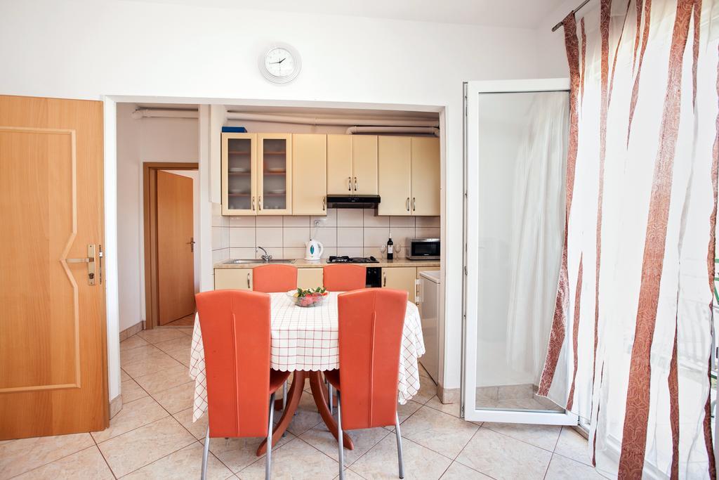 Villa Stana Vinišće Exterior foto