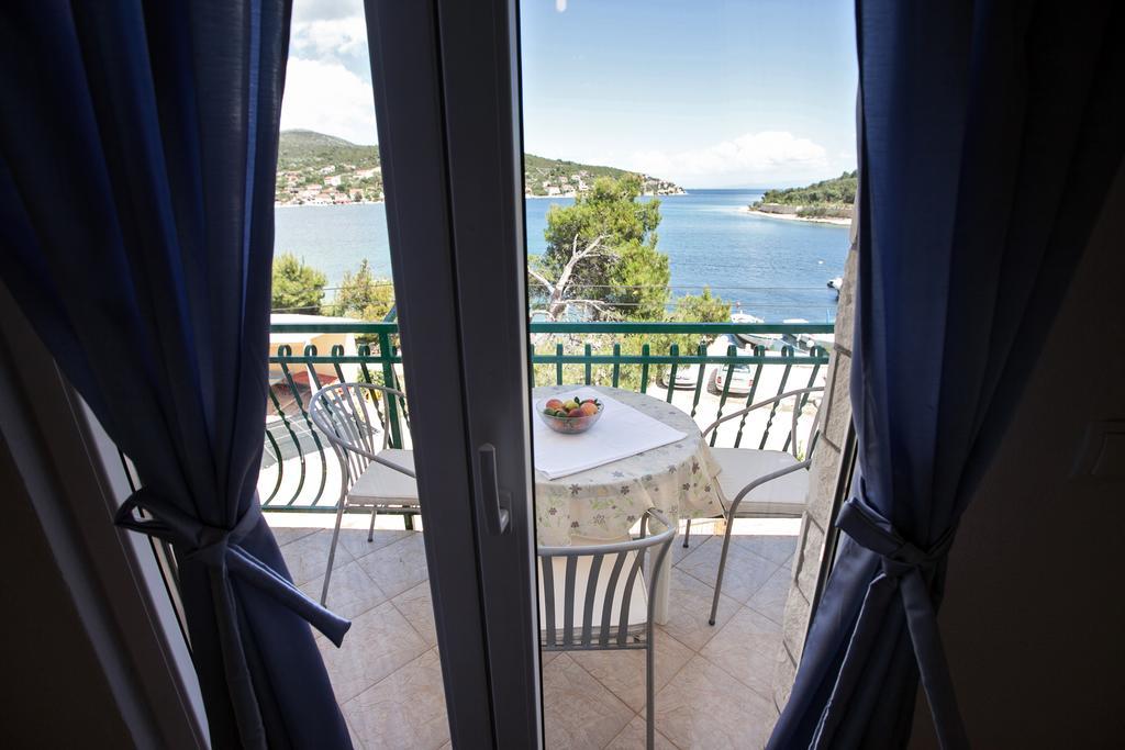Villa Stana Vinišće Exterior foto